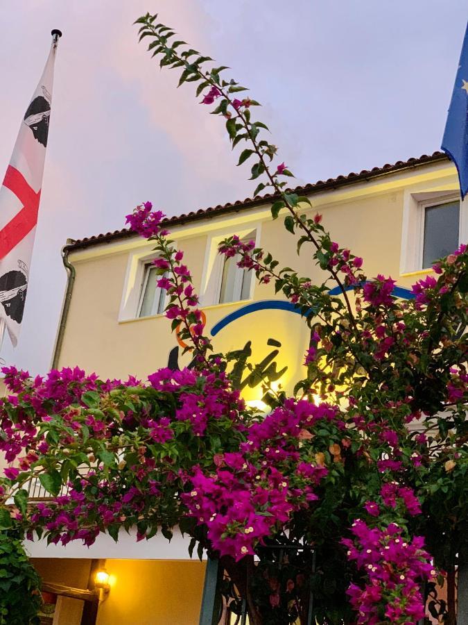 Meta Hotel Santa Teresa Gallura Ngoại thất bức ảnh