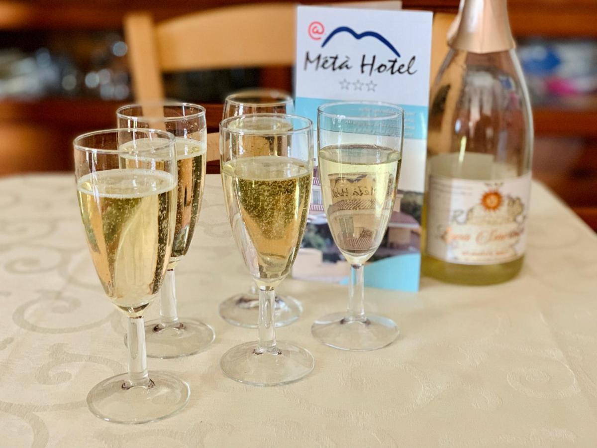 Meta Hotel Santa Teresa Gallura Ngoại thất bức ảnh