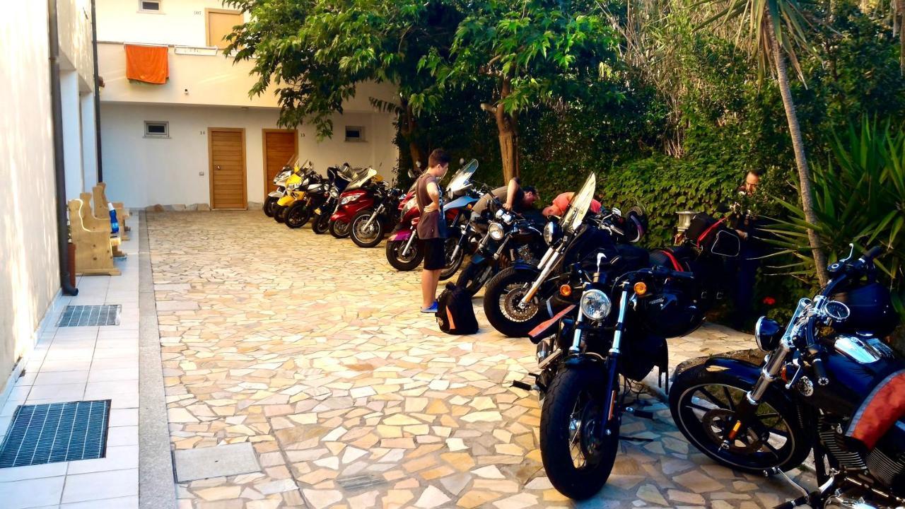Meta Hotel Santa Teresa Gallura Ngoại thất bức ảnh