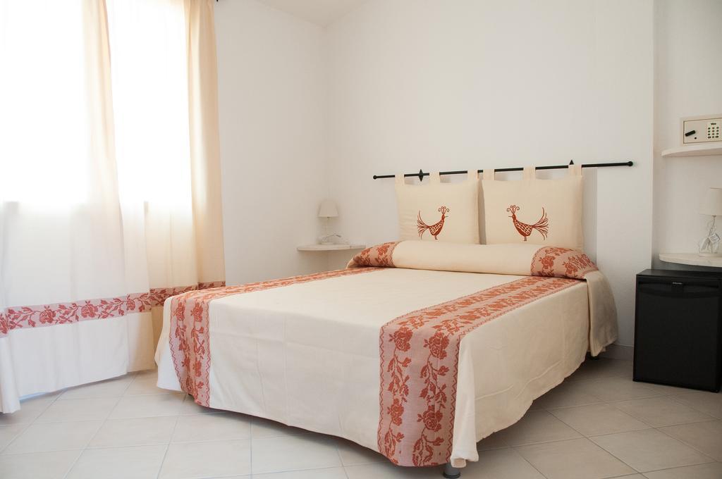 Meta Hotel Santa Teresa Gallura Ngoại thất bức ảnh