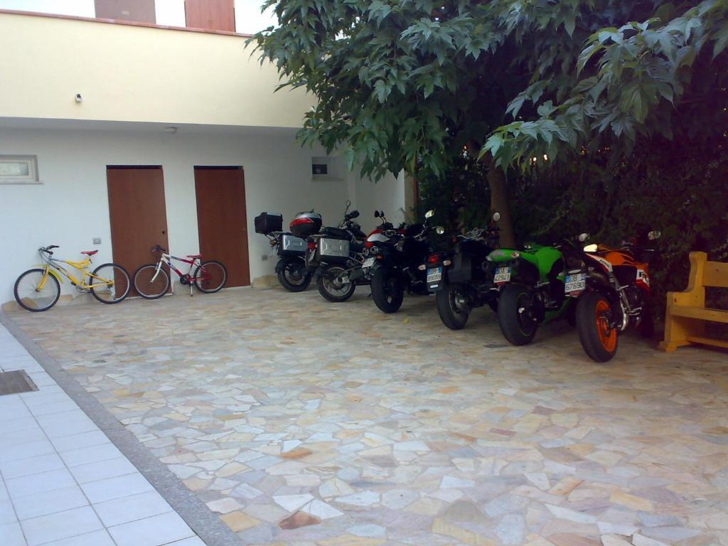 Meta Hotel Santa Teresa Gallura Ngoại thất bức ảnh