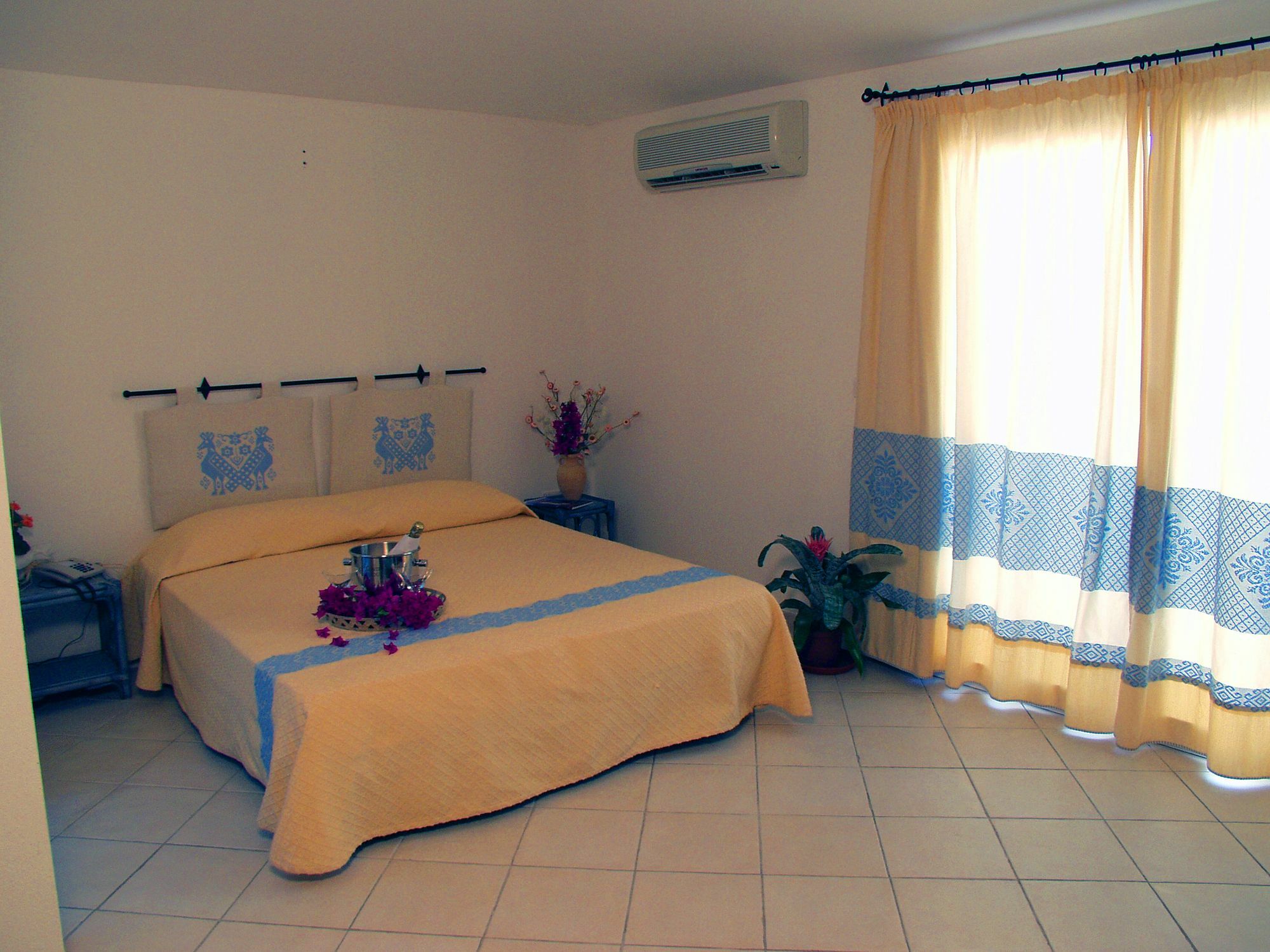 Meta Hotel Santa Teresa Gallura Ngoại thất bức ảnh